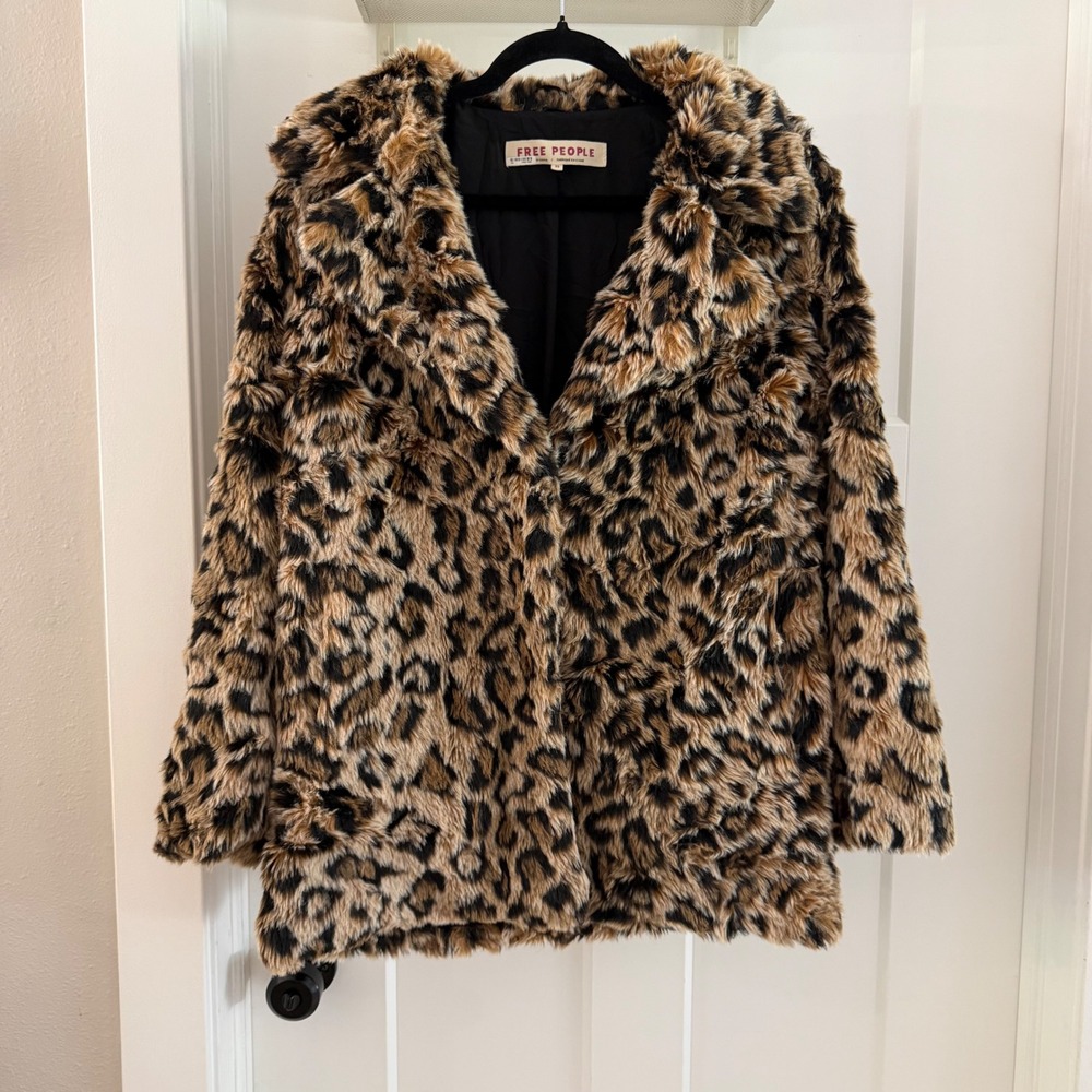 Free People Lola Leopard Faux Fur Coat Cheetah Animal Print XS Boho Glam Chic